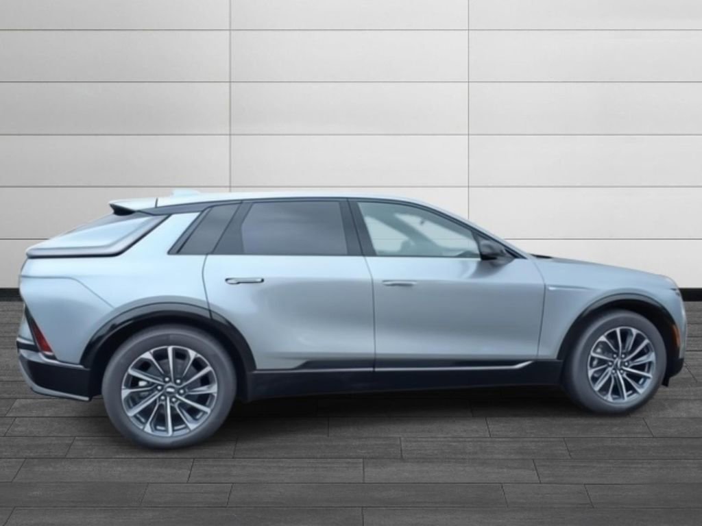 New 2025 Cadillac Lyriq Sport image 6
