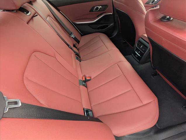 Certified 2025 BMW 330i Sedan w/ Convenience Package image 21