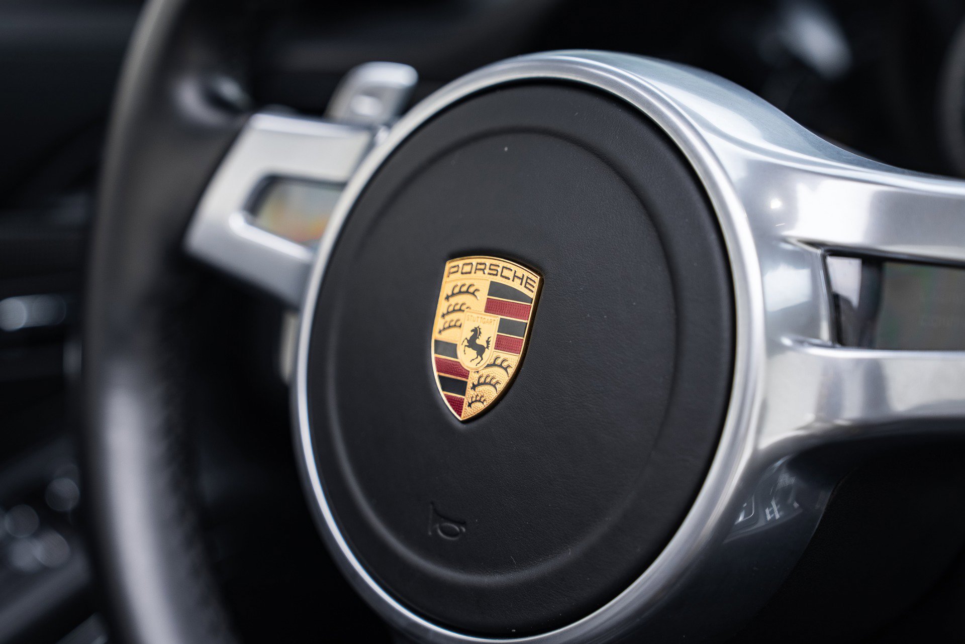 Used 2016 Porsche 911 Turbo S image 38