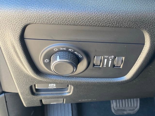 New 2025 Jeep Grand Cherokee L Laredo w/ Luxury Tech Group I image 26