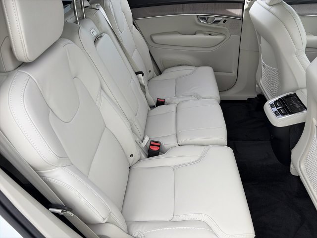 New 2026 Volvo XC90 B6 Ultra w/ Protection Package AWD/4WD image 14