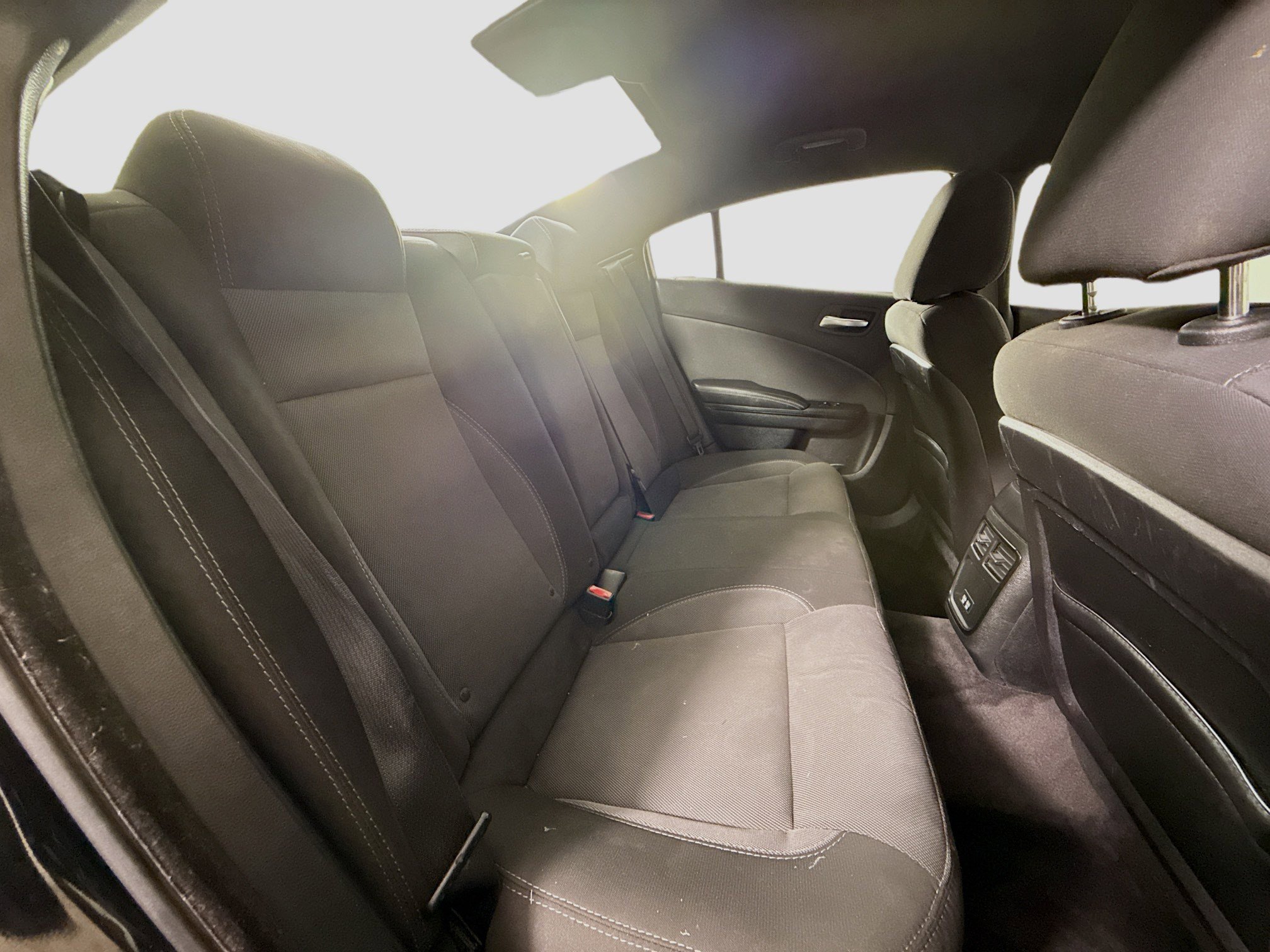 Used 2018 Dodge Charger SXT w/ Blacktop Package image 25