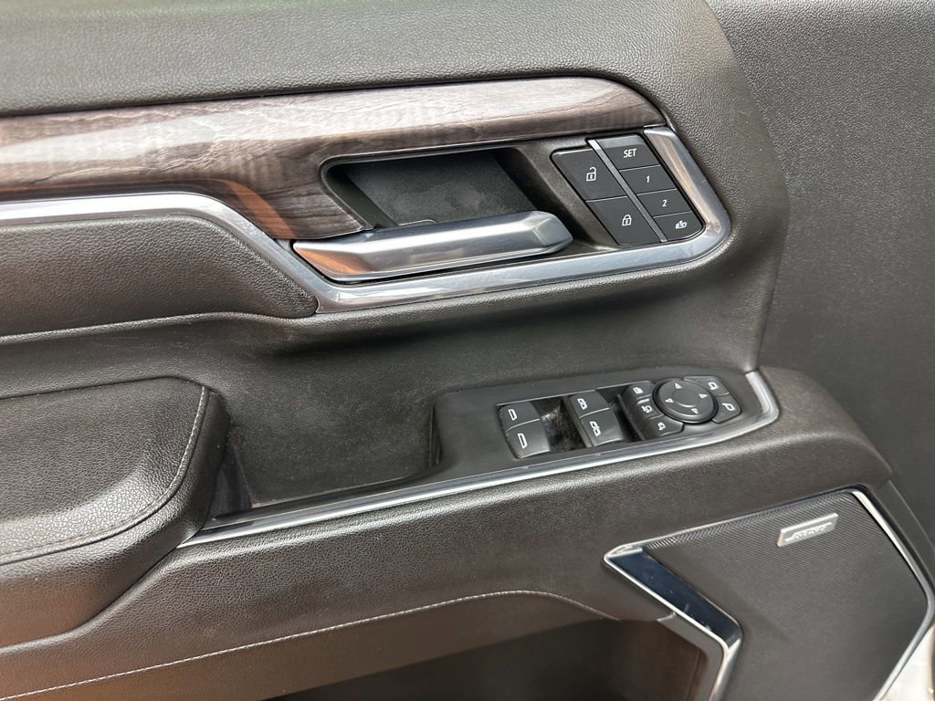 Used 2024 Chevrolet Silverado 2500 LTZ w/ LTZ Convenience Package image 21