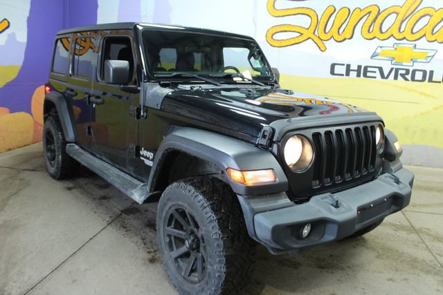 Used 2019 Jeep Wrangler Unlimited Sport w/ Cold Weather Group image 4