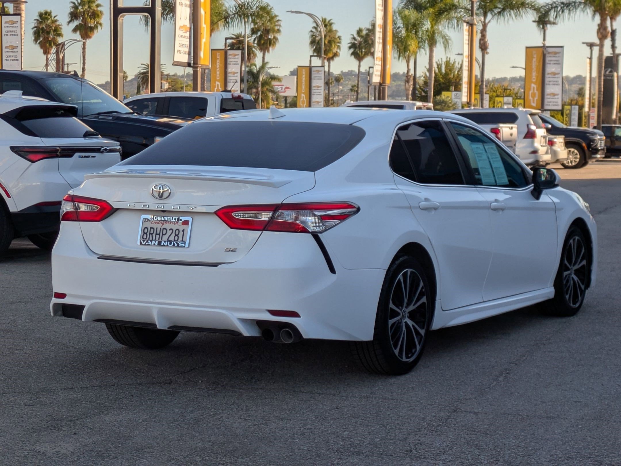 Used 2020 Toyota Camry SE image 5