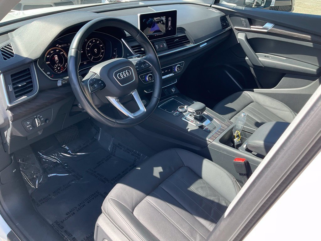 Used 2020 Audi Q5 e Premium w/ Convenience Package AWD/4WD image 7