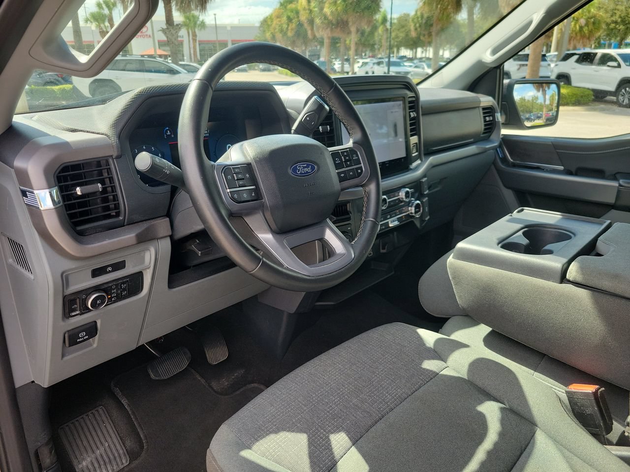 Used 2025 Ford F150 XLT w/ Equipment Group 301A Standard AWD/4WD image 14