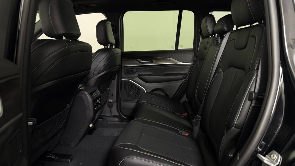 New 2026 Jeep Grand Cherokee Limited AWD/4WD image 26