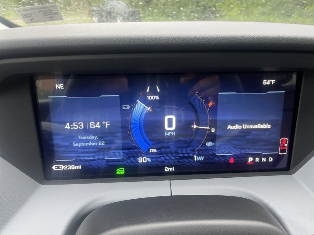 New 2027 Chevrolet Bolt LT w/ Comfort Package FWD image 15