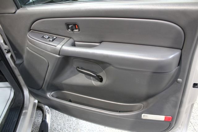 Used 2006 Chevrolet Silverado 2500 LT w/ Onstar Plus Package image 23