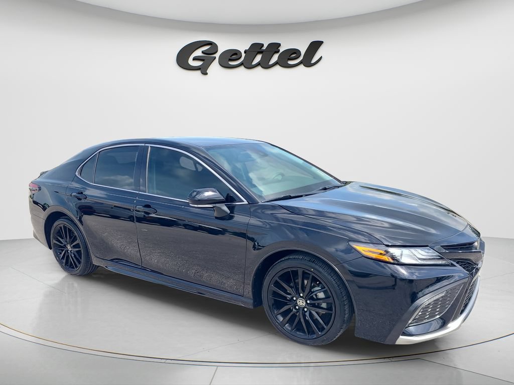 Certified 2023 Toyota Camry XSE FWD image 3