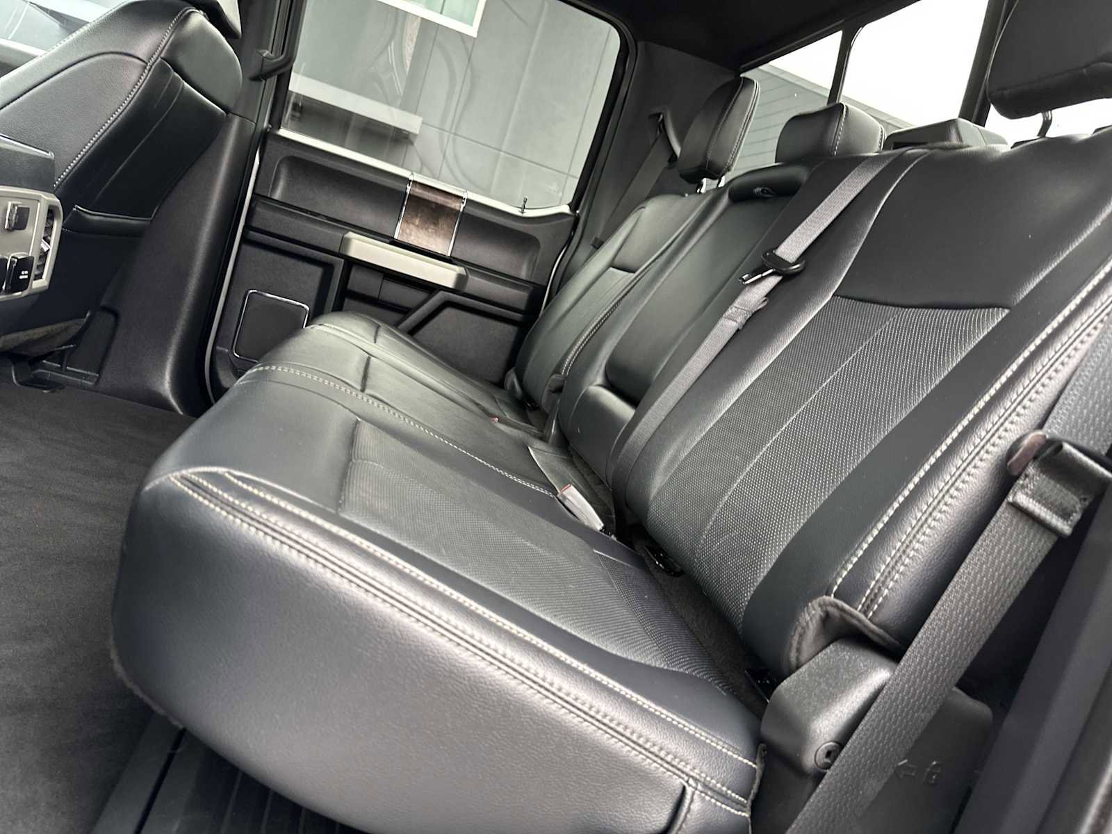 Used 2022 Ford F250 Lariat w/ Chrome Package image 22