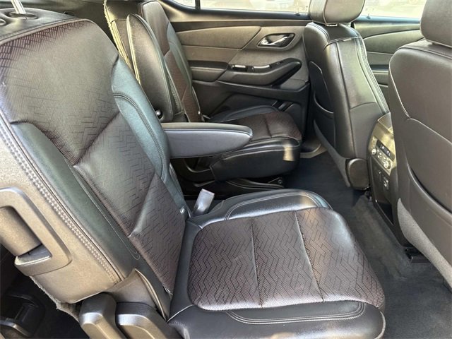 Used 2022 Chevrolet Traverse High Country image 33