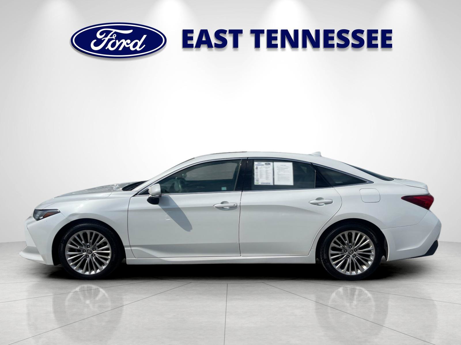 Used 2021 Toyota Avalon Limited AWD/4WD image 6