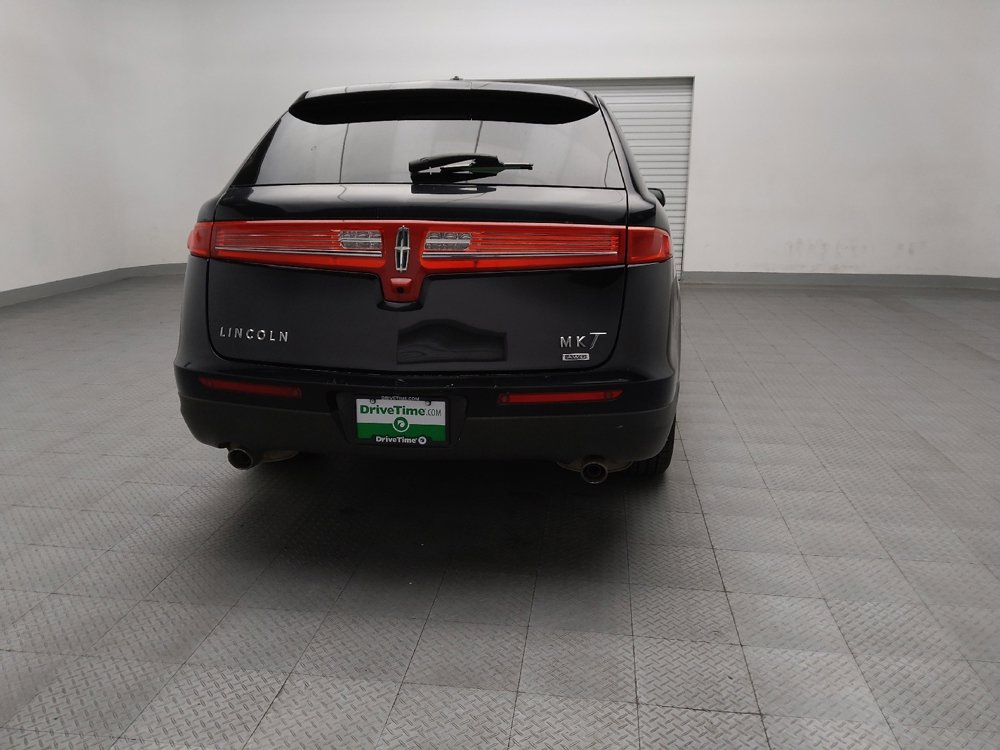 Used 2015 Lincoln MKT AWD image 7