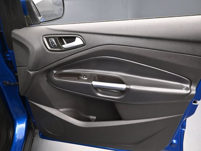 Used 2019 Ford Escape Titanium FWD image 31