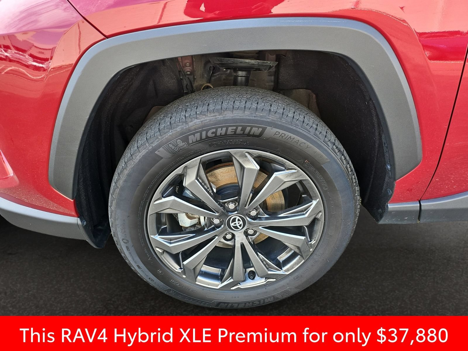 Used 2023 Toyota RAV4 XLE Premium AWD/4WD image 40