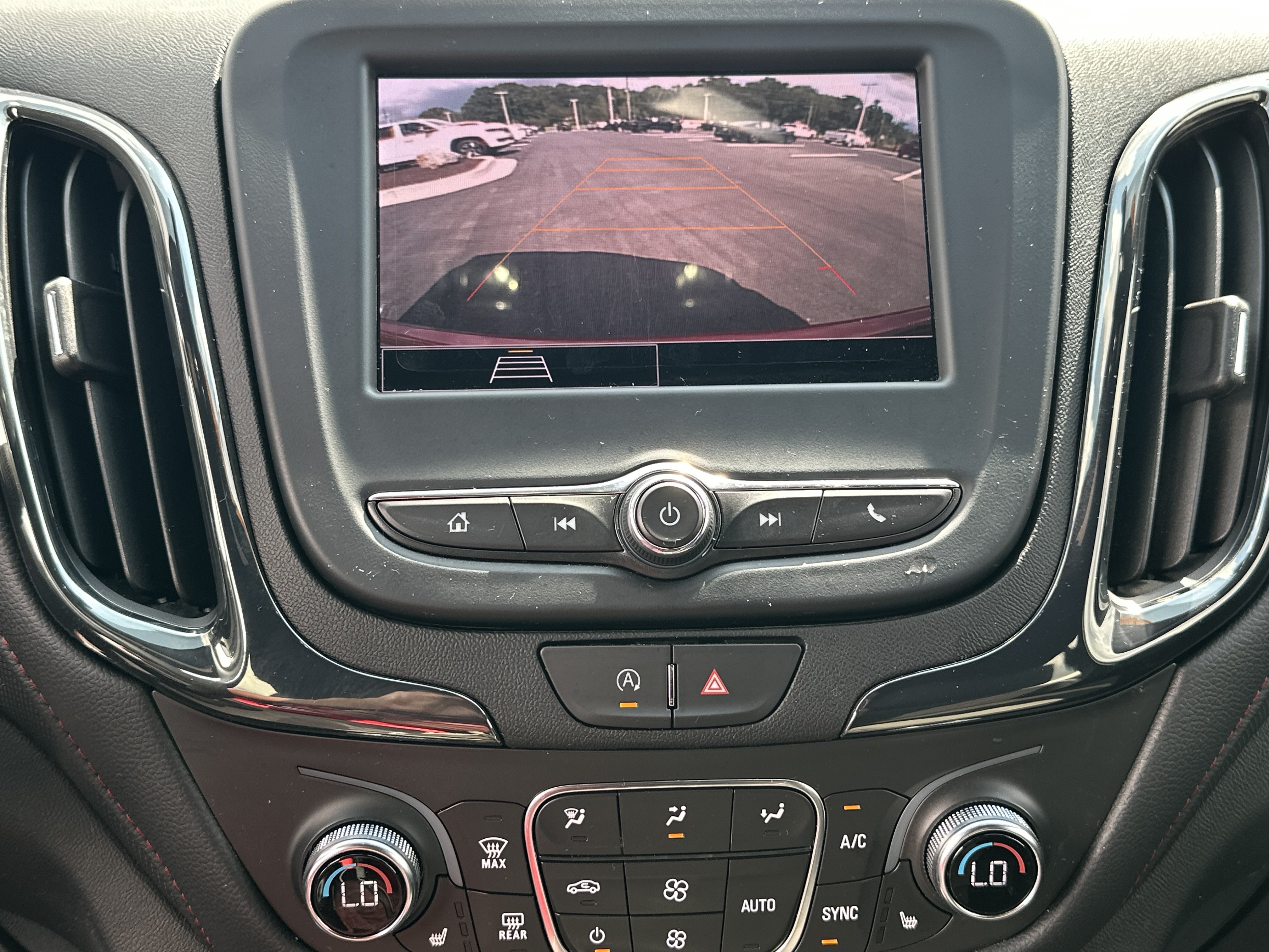 Used 2023 Chevrolet Equinox RS FWD image 30