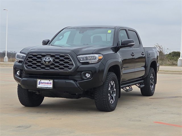 Used 2023 Toyota Tacoma TRD Off-Road image 3
