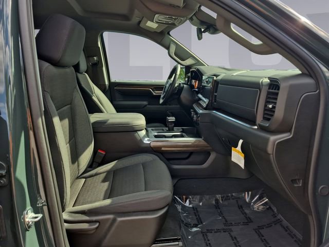Used 2026 Chevrolet Silverado 1500 LT w/ Protection Package AWD/4WD image 17