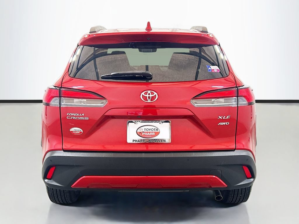 Used 2023 Toyota Corolla Cross XLE w/ Convenience Package AWD/4WD image 5