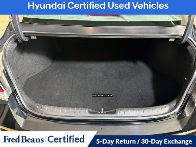 Certified 2023 Hyundai Elantra SEL w/ Convenience Package FWD image 11