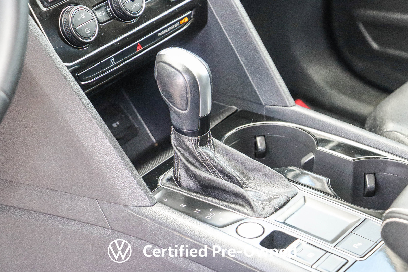 Certified 2023 Volkswagen Atlas SE w/ Panoramic Sunroof Package FWD image 23