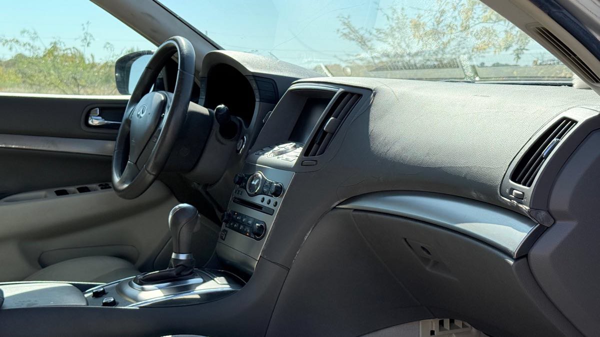 Used 2011 INFINITI G25 Journey w/ Moonroof Pkg RWD image 19