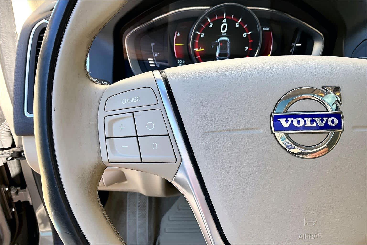 Used 2015 Volvo XC60 T5 Premier FWD image 24