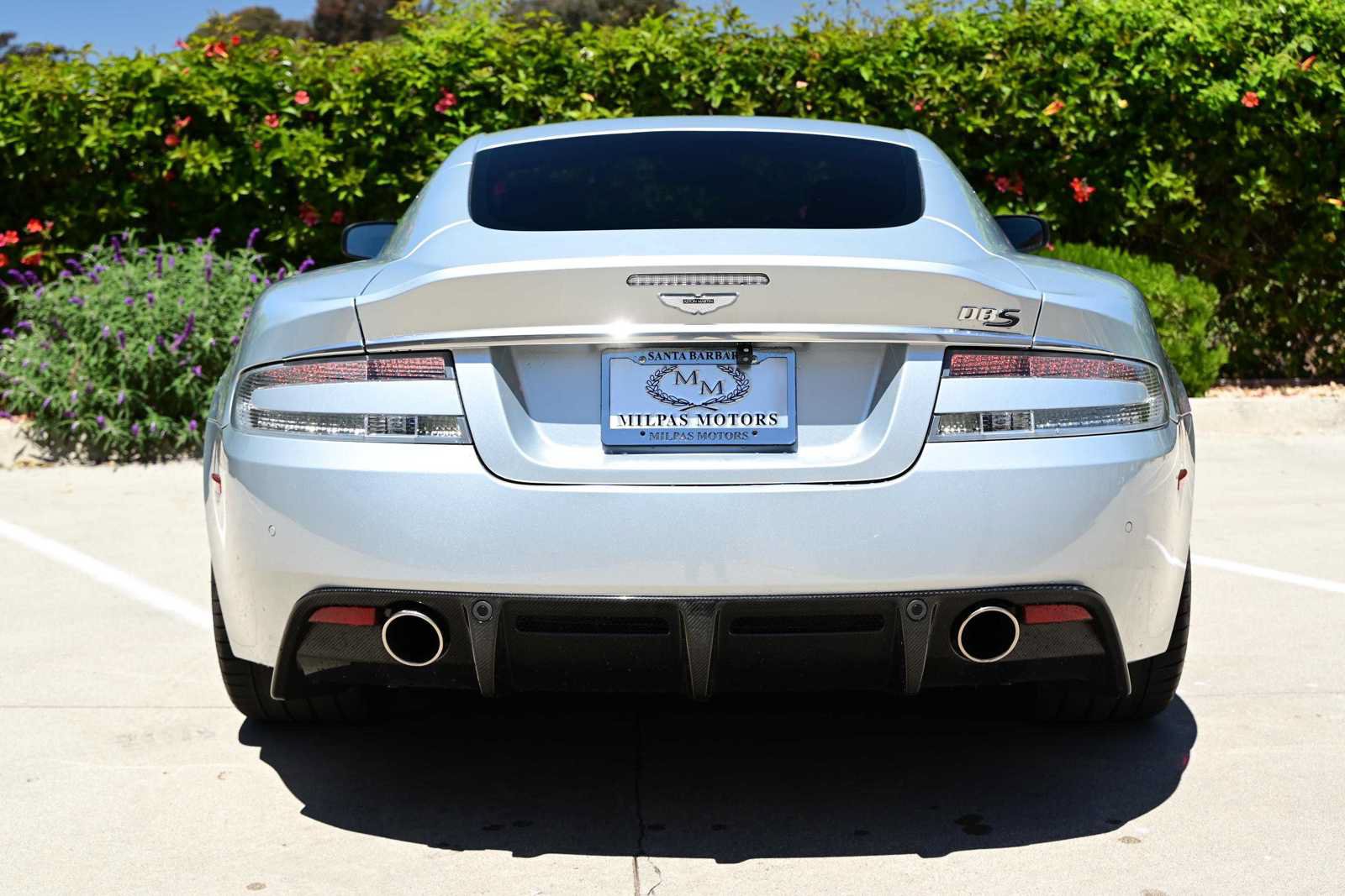 Used 2009 Aston Martin DBS Coupe RWD image 4