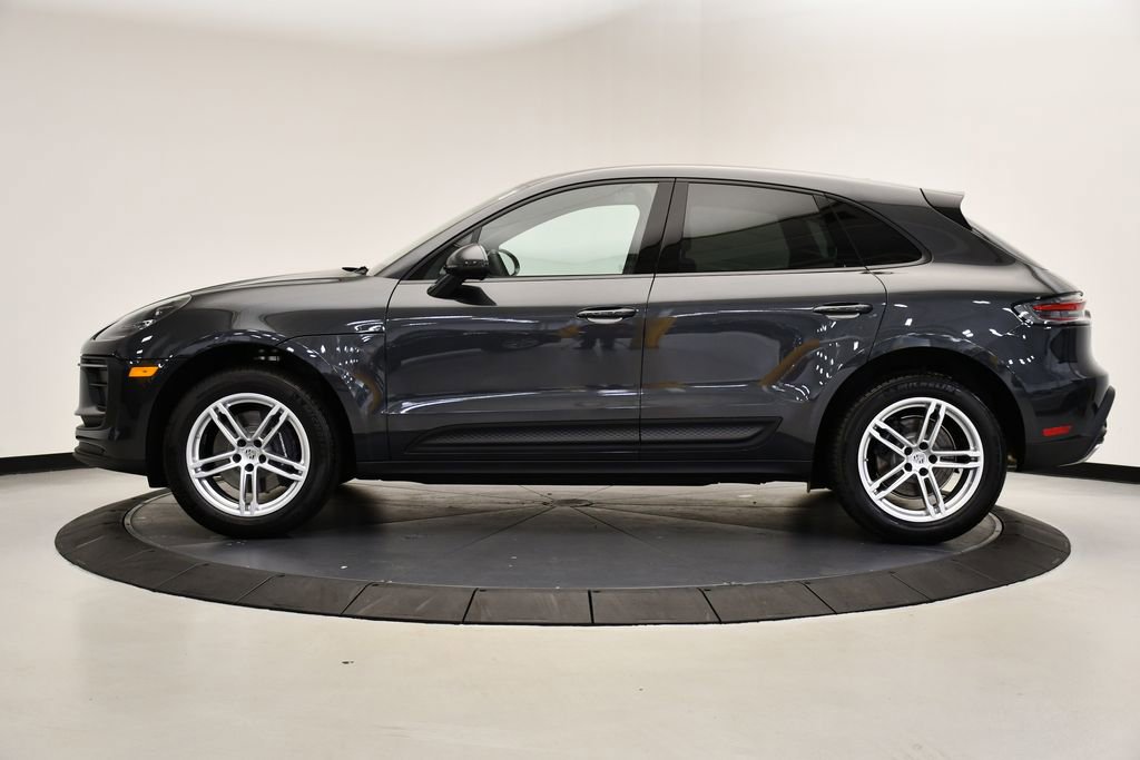 Certified 2025 Porsche Macan Turbo image 2