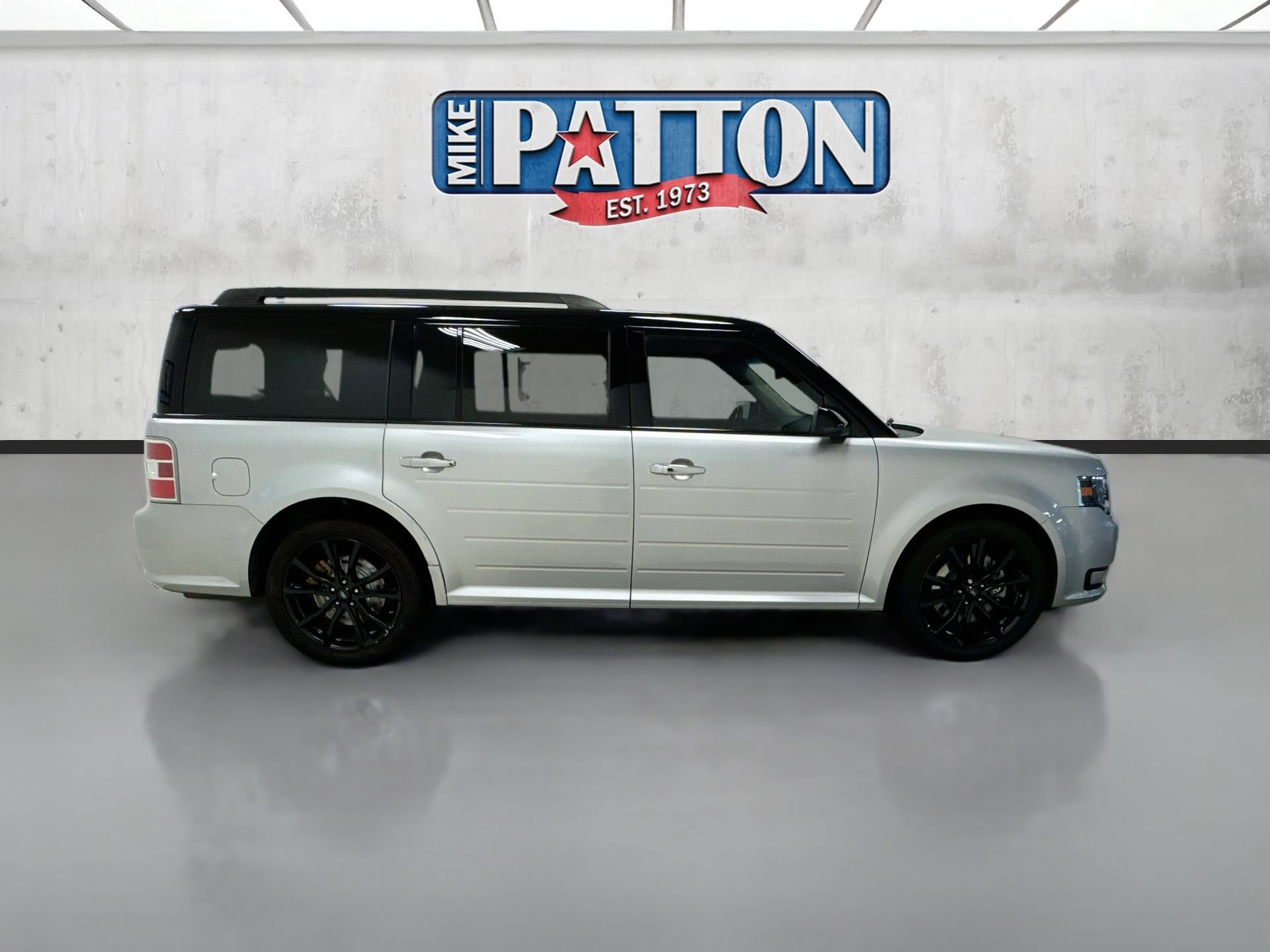 Used 2018 Ford Flex SEL w/ Equipment Group 202A FWD image 8