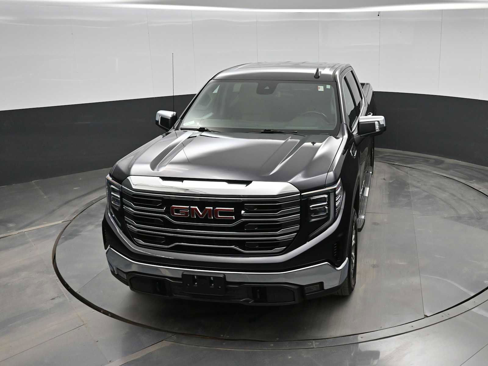 Used 2022 GMC Sierra 1500 SLT w/ SLT Convenience Package image 25
