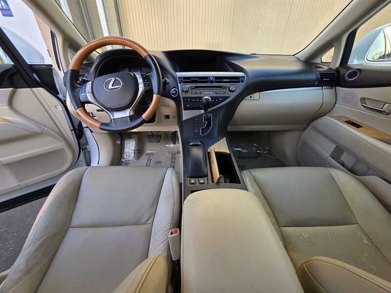 Used 2015 Lexus RX 450h FWD image 17