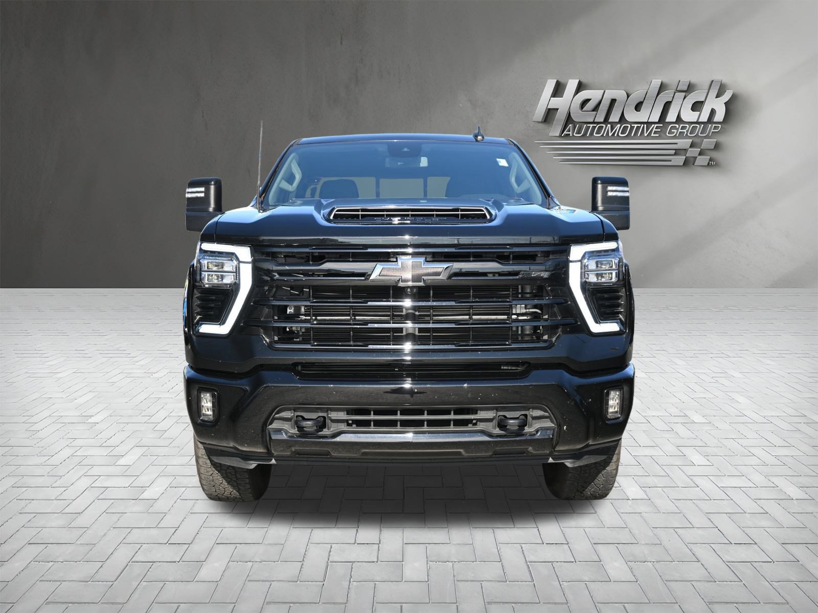 Used 2024 Chevrolet Silverado 2500 LT w/ Midnight Edition image 5