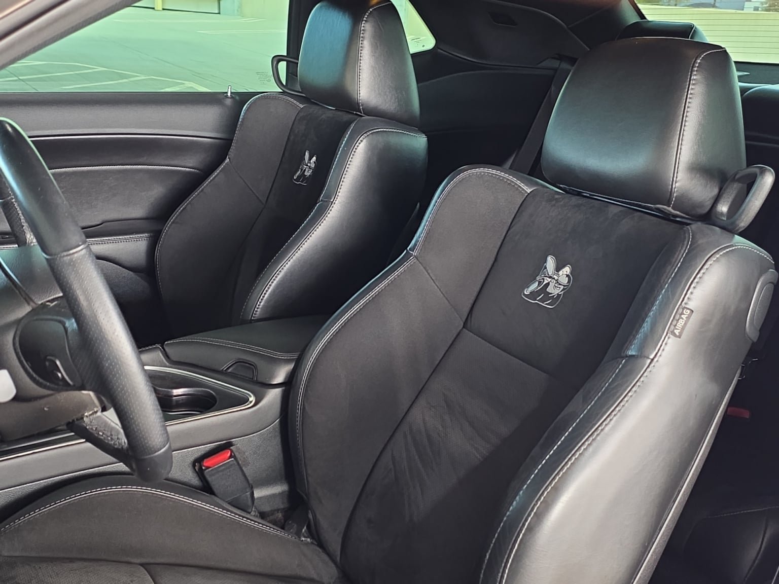 Used 2018 Dodge Challenger R/T Scat Pack w/ Leather Interior Group RWD image 14