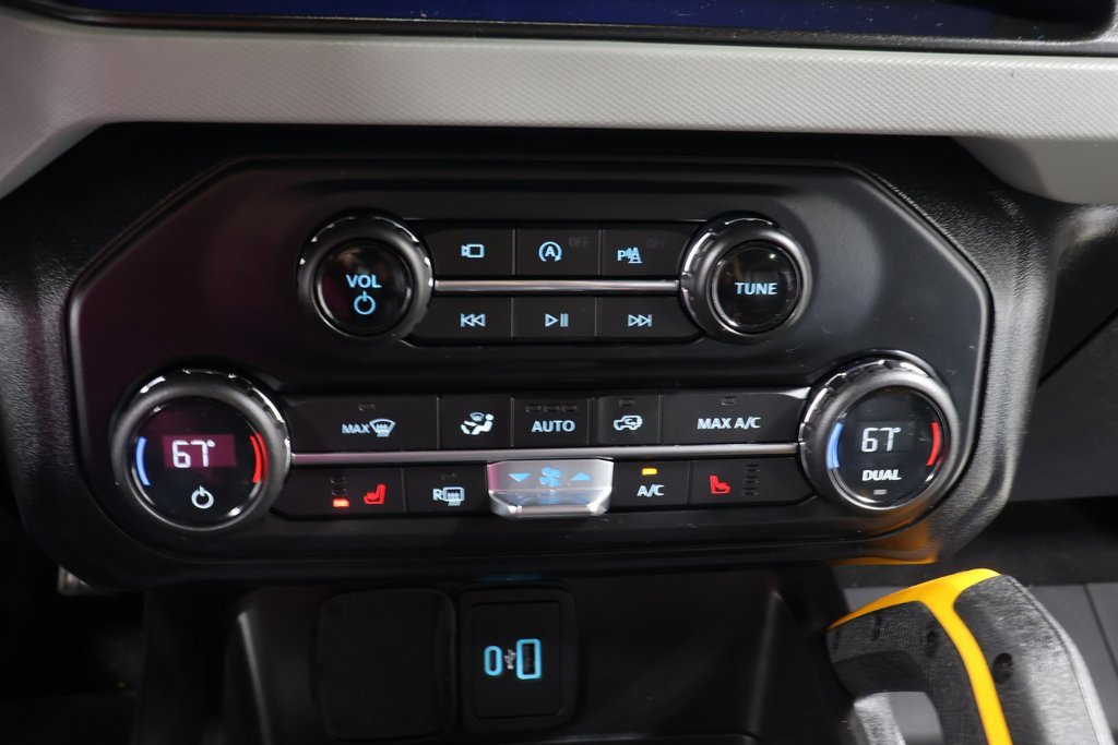 Used 2021 Ford Bronco Badlands image 10