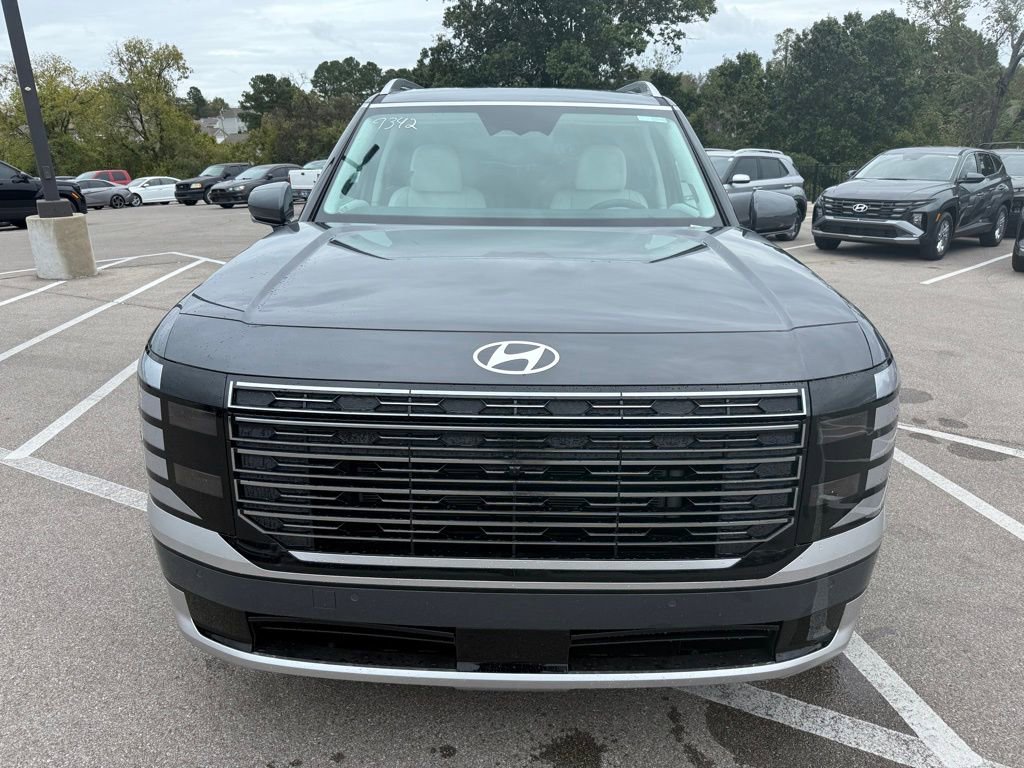 New 2026 Hyundai Palisade Calligraphy FWD image 3