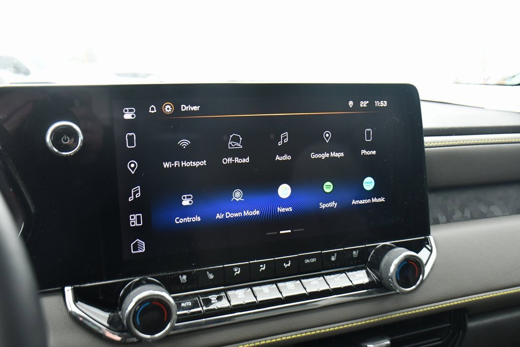 Used 2025 Chevrolet Colorado ZR2 image 26