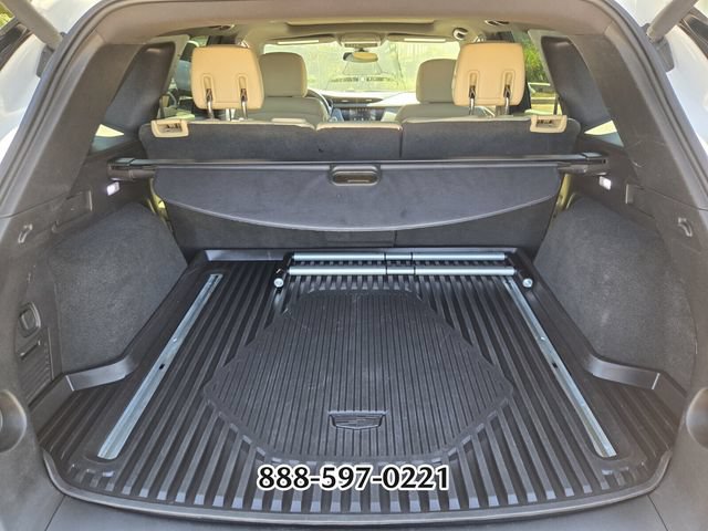 Used 2018 Cadillac XT5 Luxury w/ Driver Awareness Package FWD image 18