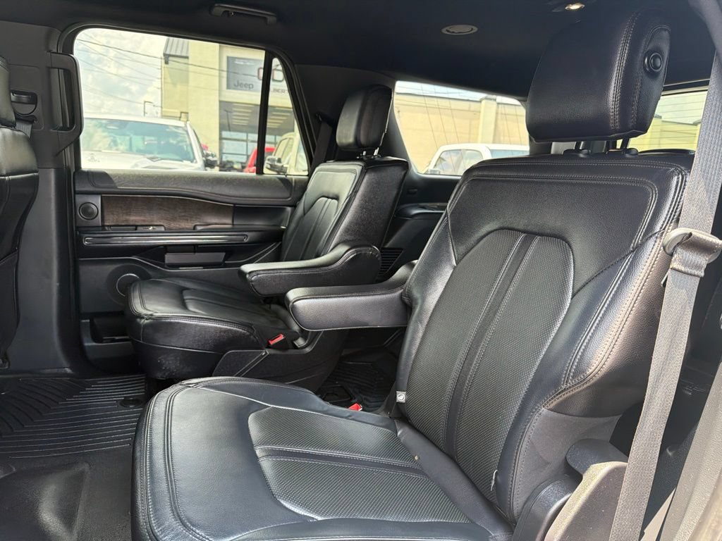 Used 2020 Ford Expedition Limited AWD/4WD image 21