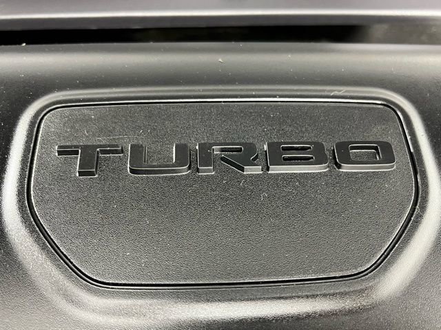 Used 2024 Jeep Compass Trailhawk image 8