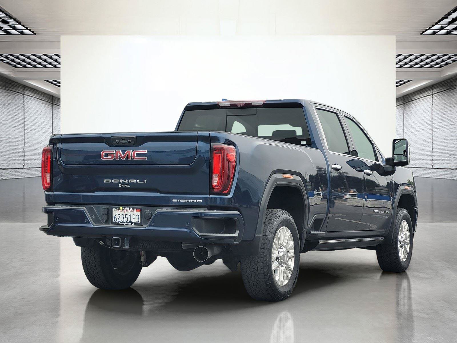 Used 2022 GMC Sierra 2500 Denali w/ Denali Ultimate Package AWD/4WD image 5