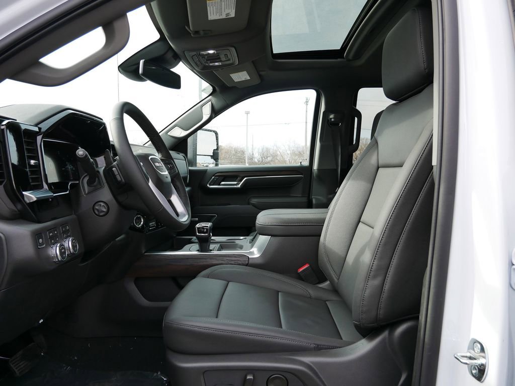 New 2026 GMC Sierra 1500 SLT w/ SLT Premium Plus Package image 7