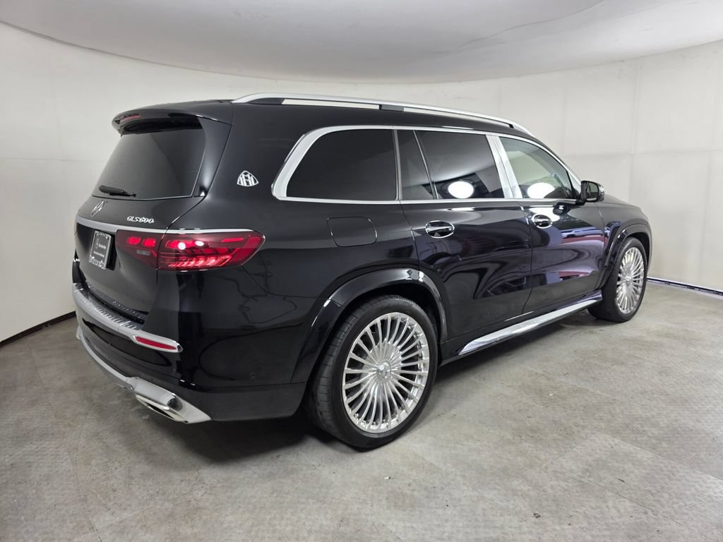 Certified 2025 Mercedes-Benz Maybach GLS 600 4MATIC image 4