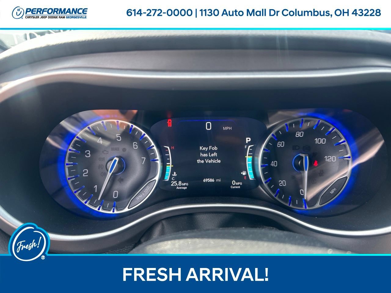 Used 2025 Chrysler Pacifica Select FWD image 23