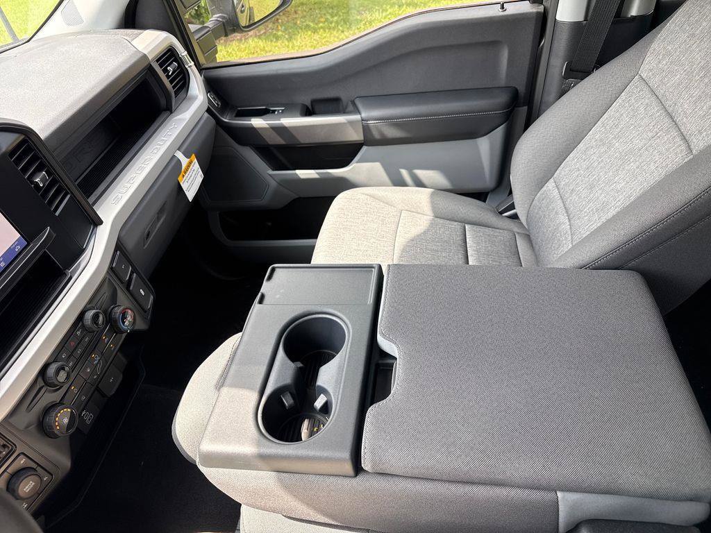 New 2026 Ford F250 XL w/ STX Appearance Package AWD/4WD image 36