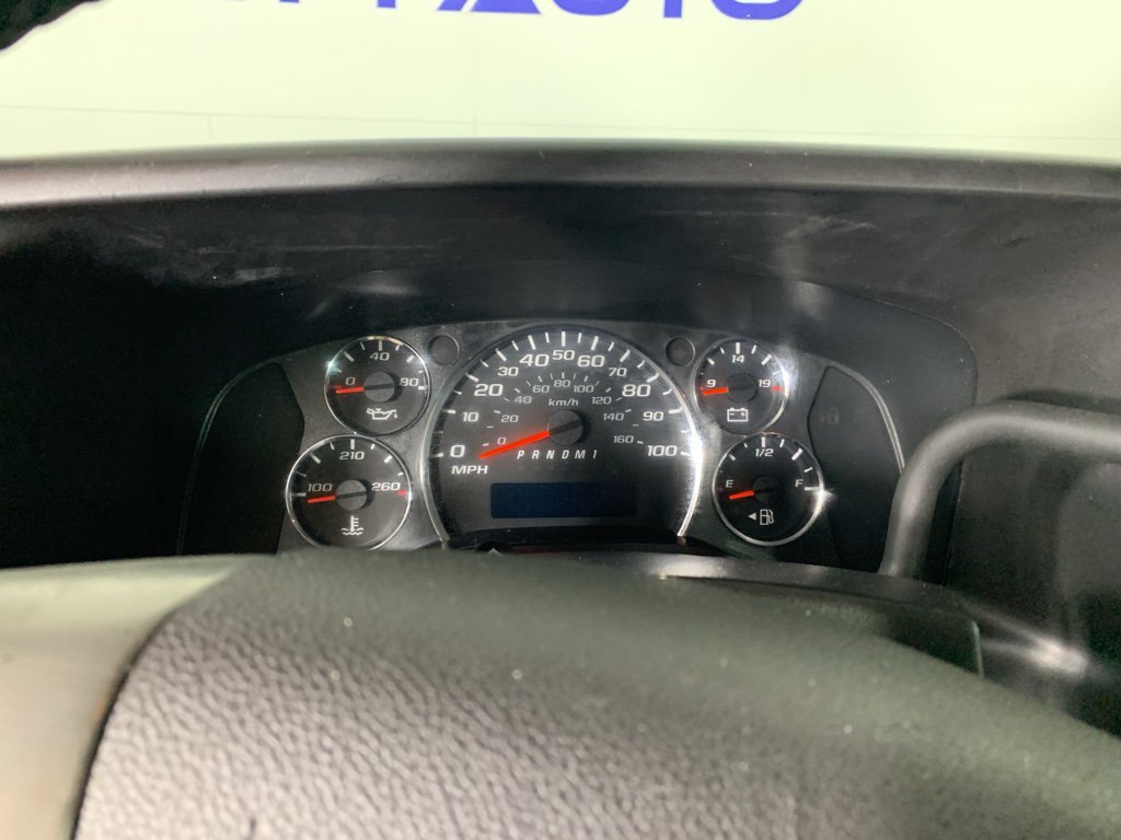 Used 2016 Chevrolet Express 3500 LS w/ Chrome Appearance Package image 22