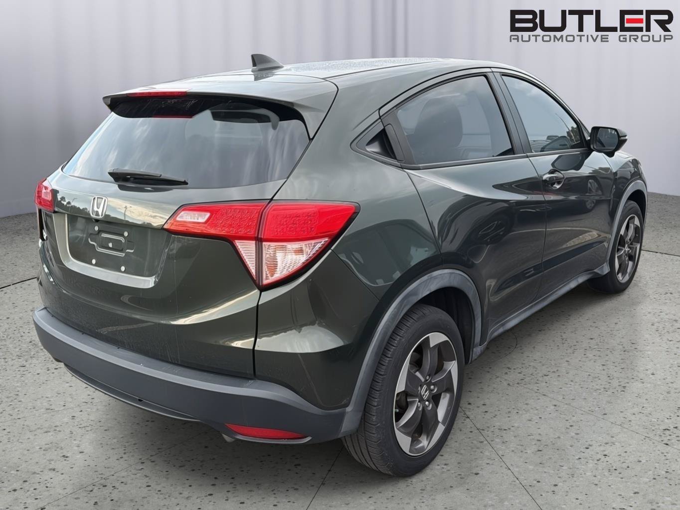 Used 2018 Honda HR-V EX image 7