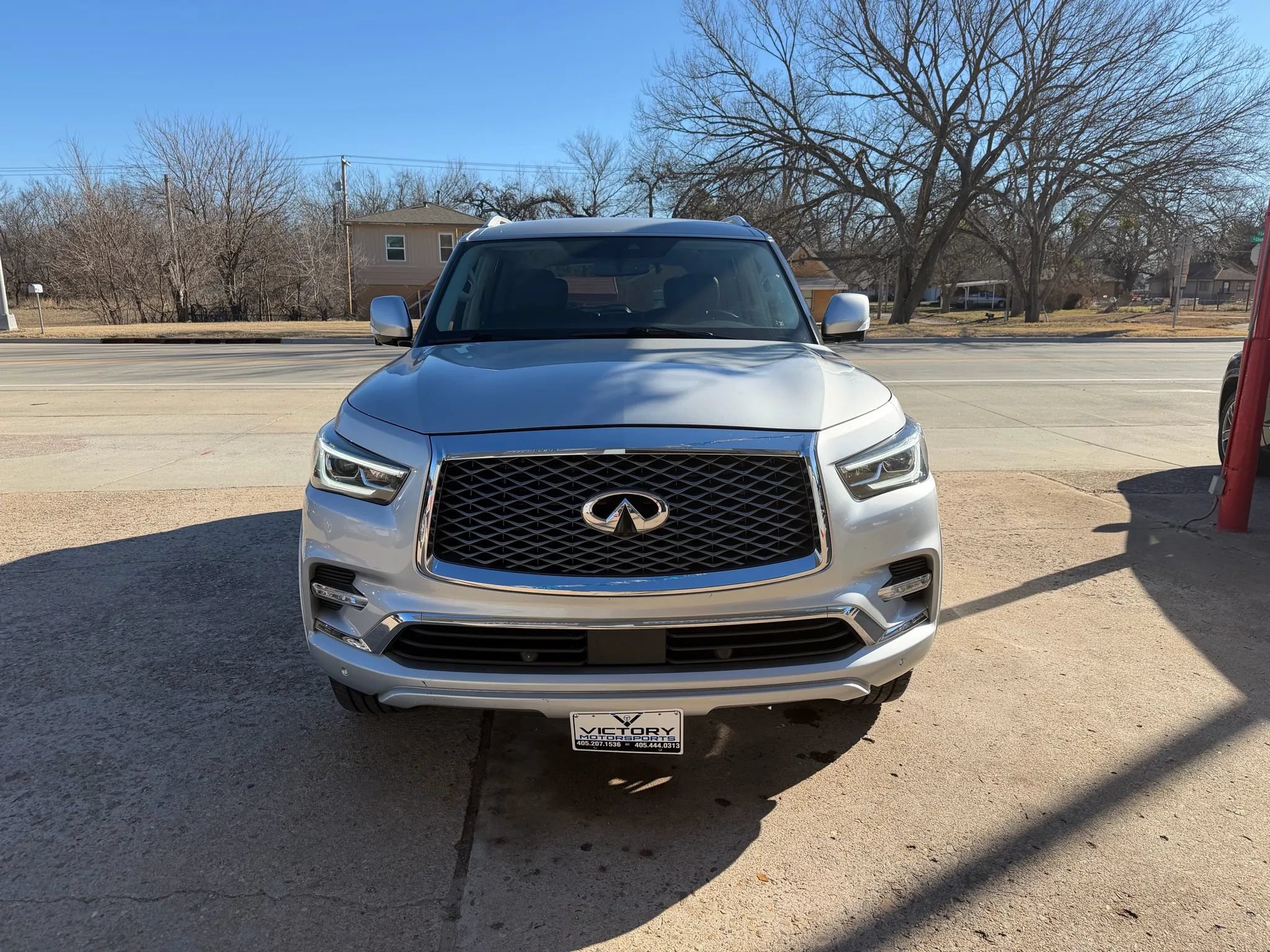 Used 2018 INFINITI QX80 4WD w/ Driver Assistance Package image 7